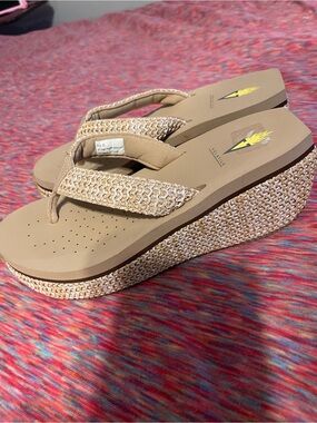 Volatile Beige Woven Platform Flip Flop Sandals